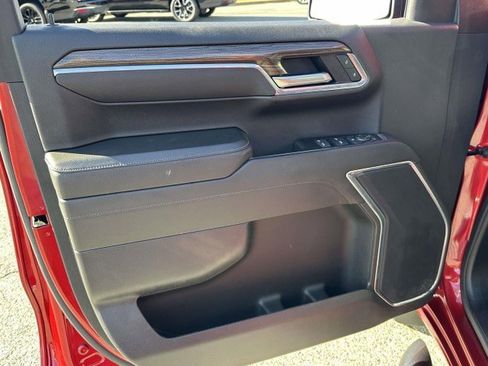 Used 2023 Chevrolet Silverado 1500 RST w/ Z71 Off-Road Package image 16