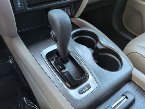 Used 2017 Honda Pilot EX-L image 32