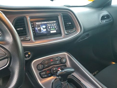 Certified 2022 Dodge Challenger GT image 25