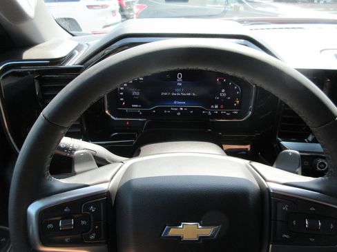 Certified 2024 Chevrolet Silverado 1500 LT w/ Safety Package AWD/4WD image 31