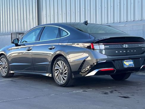 Used 2025 Hyundai Sonata Limited image 6