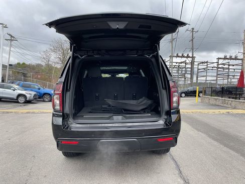 Used 2024 Chevrolet Suburban RST w/ Luxury Package AWD/4WD image 13