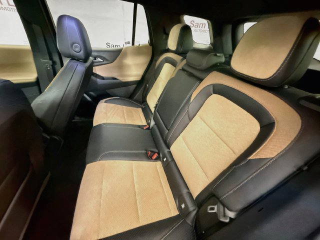 Used 2026 Chevrolet Equinox ACTIV w/ Convenience Package III FWD image 25
