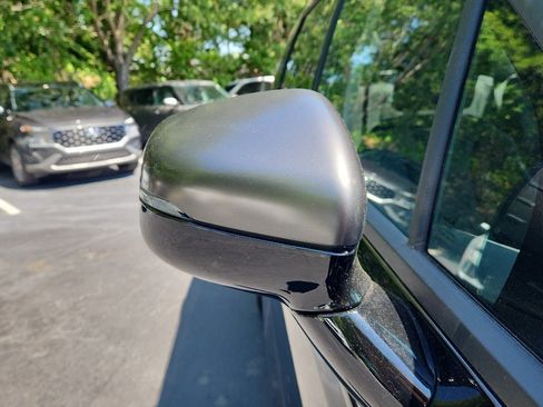 New 2026 Kia Carnival SX w/ SX Dark Edition Package FWD image 12