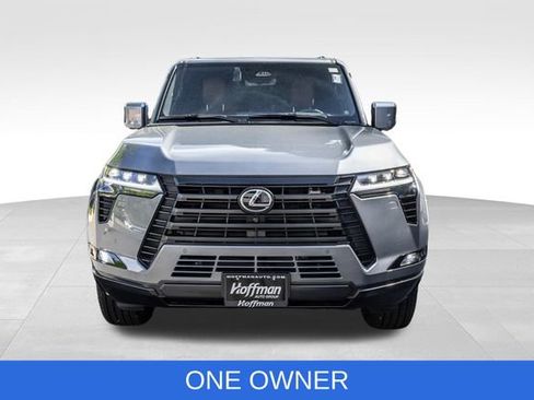 Used 2026 Lexus GX 550 w/ Accessory Package (2T) AWD/4WD image 3