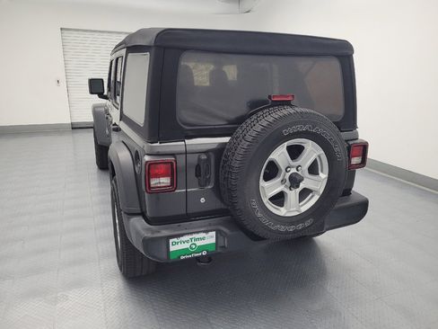 Used 2019 Jeep Wrangler Unlimited Sport S AWD/4WD image 6