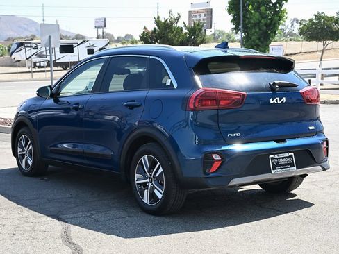 Used 2022 Kia Niro EX FWD image 6