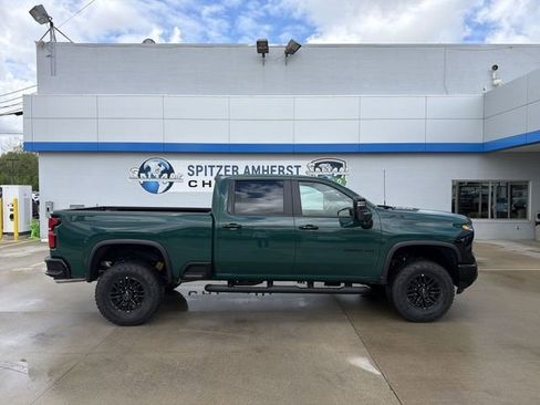 New 2026 Chevrolet Silverado 2500 ZR2 w/ LPO, Dark Essentials Package AWD/4WD image 10