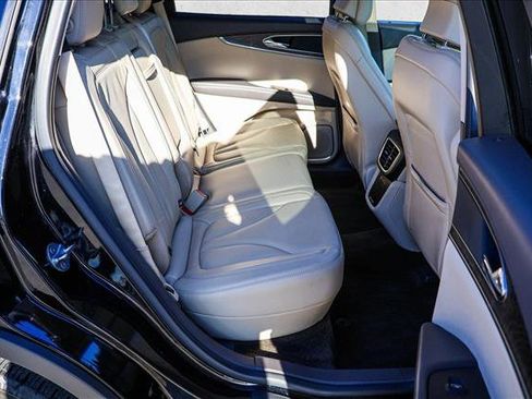 Used 2016 Lincoln MKX Reserve w/ Technology Package image 25