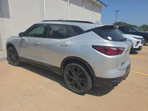 Used 2021 Chevrolet Blazer RS w/ Enhanced Convenience Package FWD image 3
