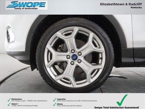 Used 2019 Ford Escape Titanium image 33