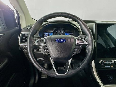 Used 2024 Ford Edge SEL image 20