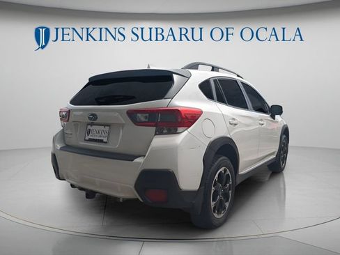 Used 2021 Subaru Crosstrek 2.0i Premium w/ Moonroof Package AWD/4WD image 8