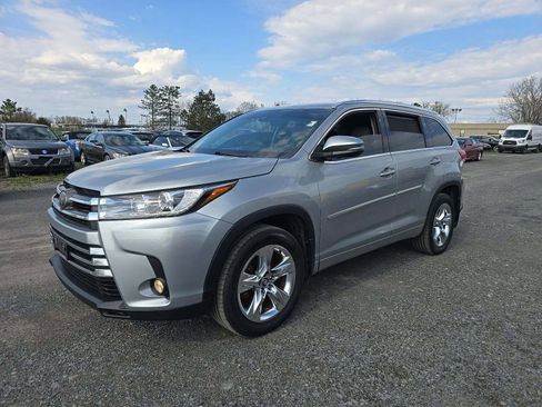 Used 2017 Toyota Highlander Limited w/ Carpet Mat Package AWD/4WD image 1
