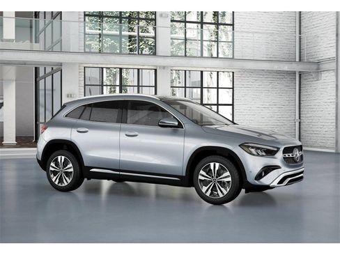 New 2026 Mercedes-Benz GLA 250 4MATIC image 13