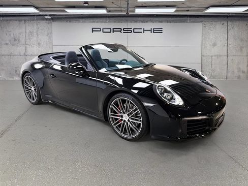 Certified 2017 Porsche 911 Carrera 4S AWD/4WD image 36