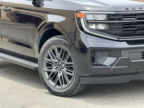 New 2026 Ford Expedition Platinum w/ Stealth Appearance Package AWD/4WD image 39