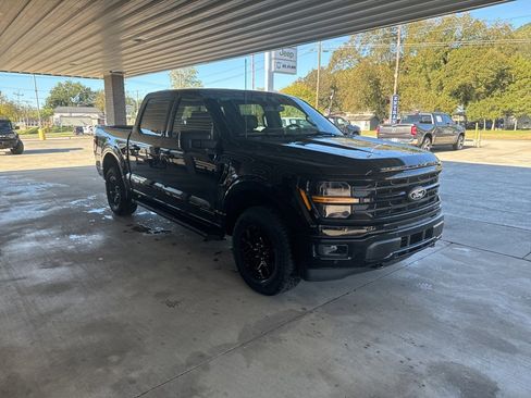 New 2025 Ford F150 XLT w/ Equipment Group 302A MID image 3