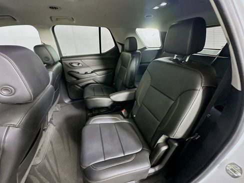 Used 2019 Chevrolet Traverse LT w/ LT Premium Package image 28