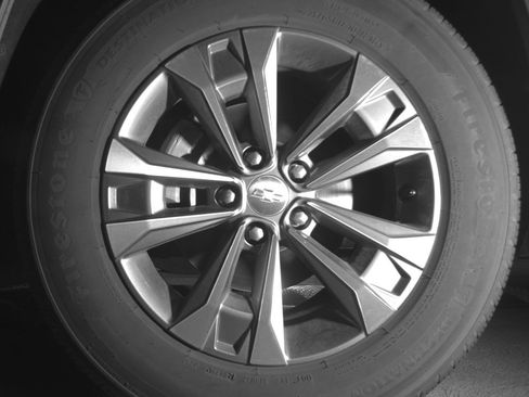 Used 2025 Chevrolet Equinox LT image 12