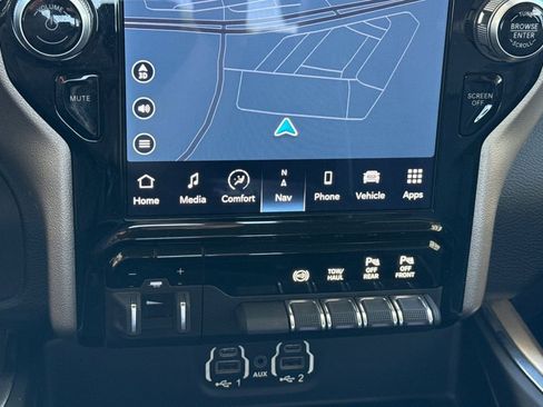 Used 2024 RAM 2500 Laramie image 30