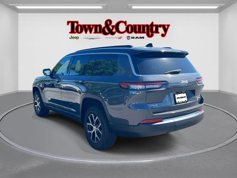 Used 2024 Jeep Grand Cherokee L Limited AWD/4WD image 8