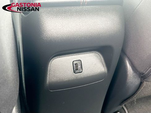 Used 2020 Nissan Sentra SR image 32