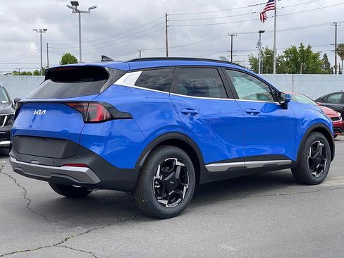 New 2026 Kia Sportage EX FWD image 3