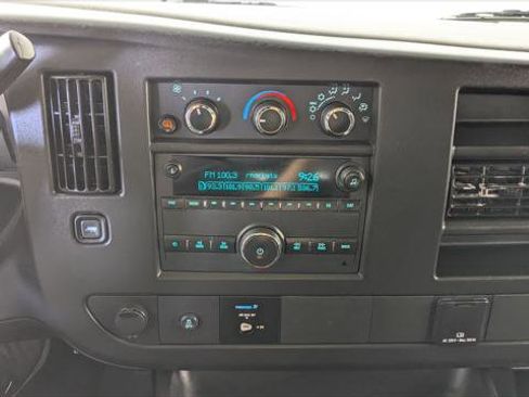 Used 2024 GMC Savana 2500 w/ Driver Convenience Package image 23