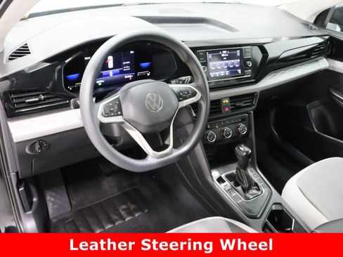 Used 2022 Volkswagen Taos S image 13