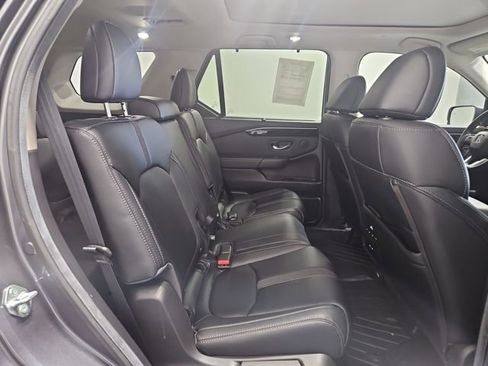 Certified 2025 Honda Pilot Touring image 30