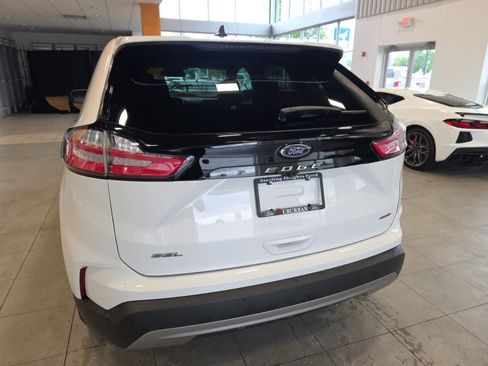 Used 2024 Ford Edge SEL w/ Convenience Package AWD/4WD image 9