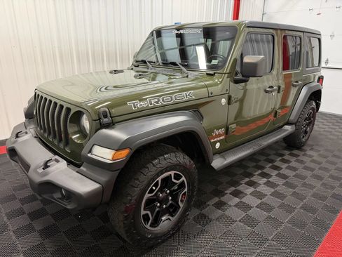Used 2020 Jeep Wrangler Unlimited Sport S AWD/4WD image 5