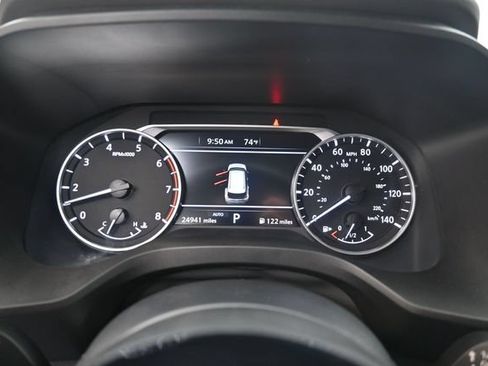 Used 2023 Nissan Rogue SL AWD/4WD image 9