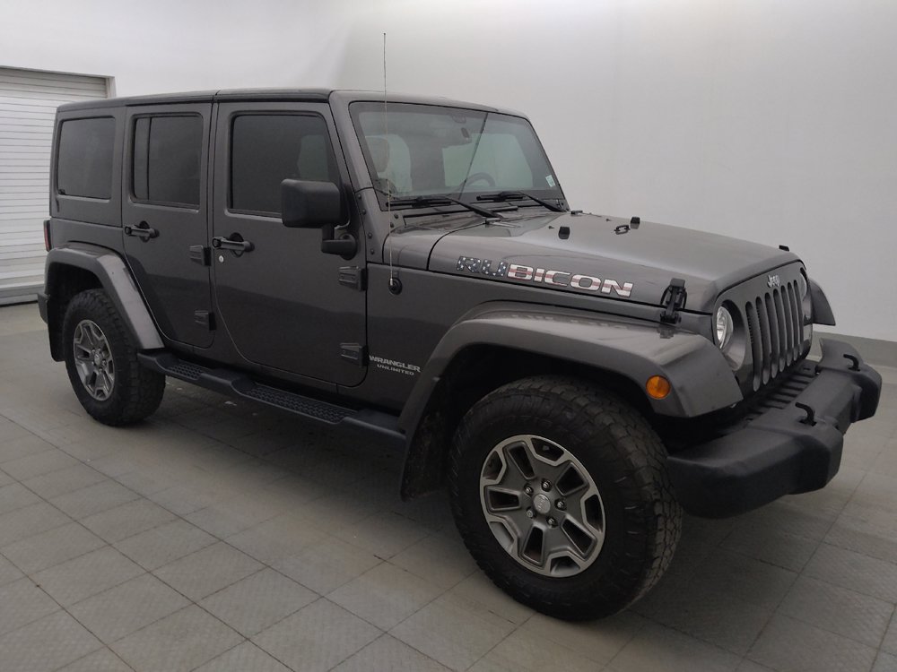 Used 2017 Jeep Wrangler Unlimited Rubicon w/ Connectivity Group AWD/4WD image 11