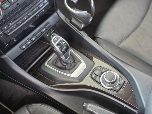 Used 2015 BMW X1 sDrive28i image 16