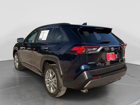 Used 2019 Toyota RAV4 Limited w/ All Weather Liner Package AWD/4WD image 6