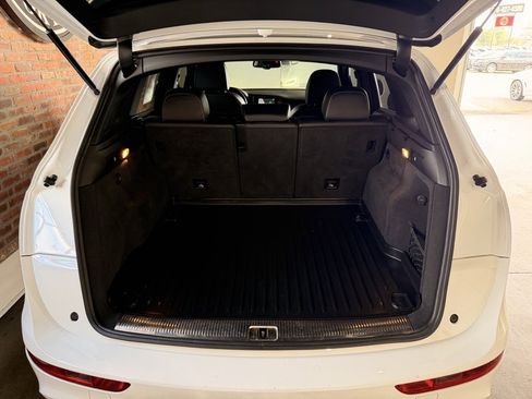 Used 2016 Audi SQ5 Premium Plus w/ Technology Package image 6