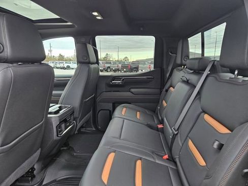 Used 2025 GMC Sierra 1500 AT4 w/ AT4 Premium Package image 24