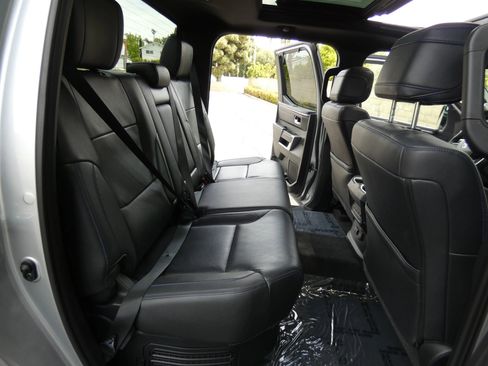 Used 2024 Toyota Tundra Platinum image 28