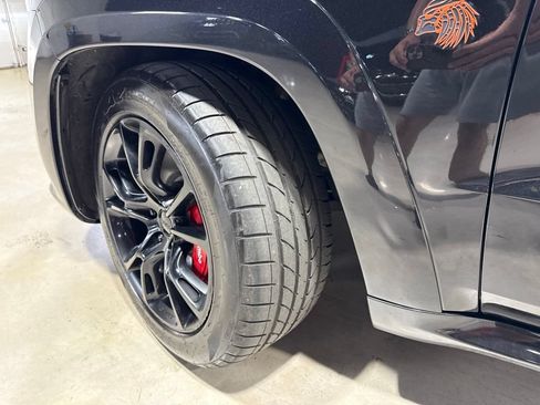 Used 2014 Jeep Grand Cherokee SRT AWD/4WD image 3
