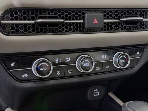 Used 2025 Honda HR-V EX-L image 17