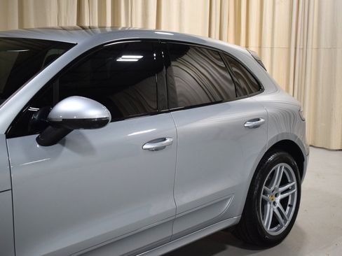 Used 2021 Porsche Macan GTS image 2