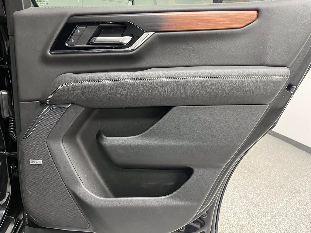 Used 2025 GMC Yukon Denali w/ LPO, Floor Liner Package AWD/4WD image 49