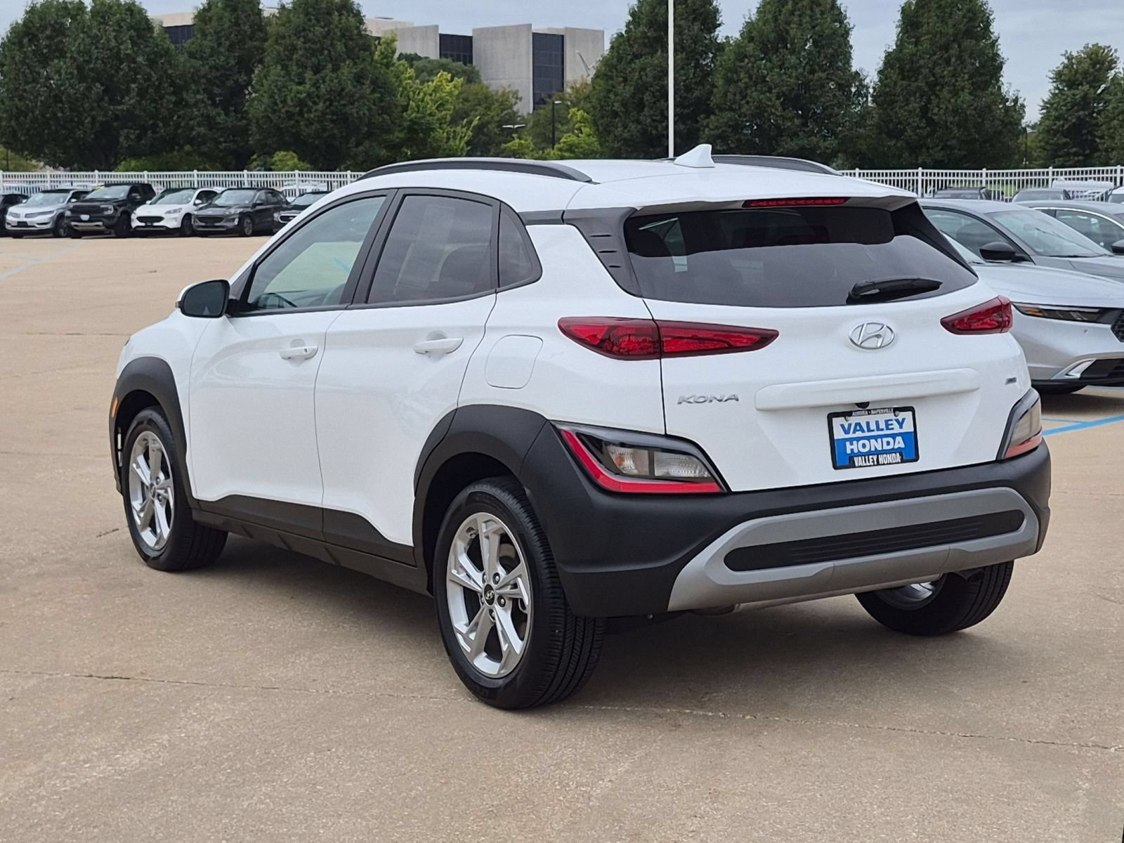 Used 2023 Hyundai Kona SEL w/ Convenience Package AWD/4WD image 8