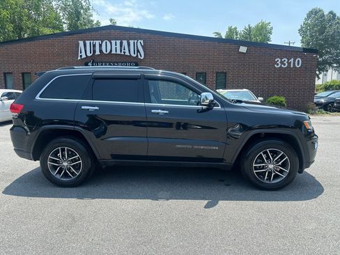 Used 2017 Jeep Grand Cherokee Limited image 8