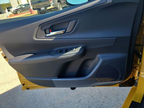 New 2026 Toyota Prius Plug-In Hybrid image 12