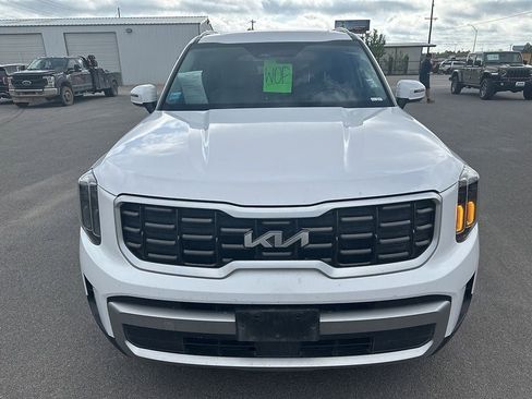 Used 2023 Kia Telluride S w/ S Sunroof Package image 2