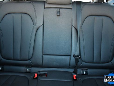 Used 2021 BMW X5 xDrive40i w/ Premium Package image 11