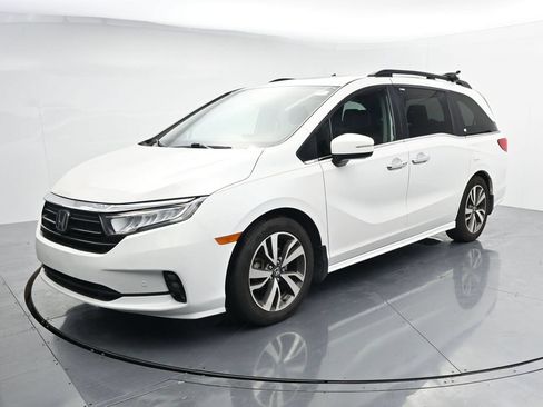 Used 2023 Honda Odyssey Touring image 4